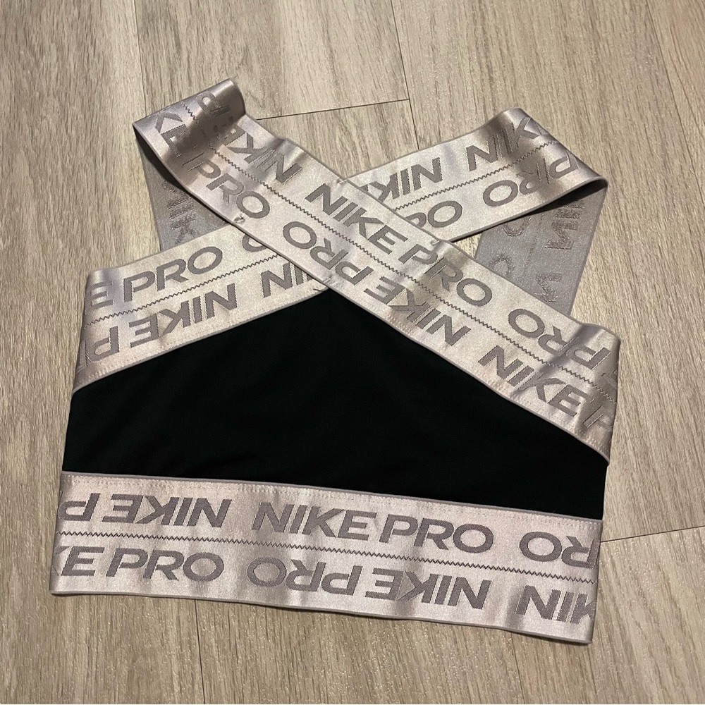 Nike pro logo halter neck sports bra